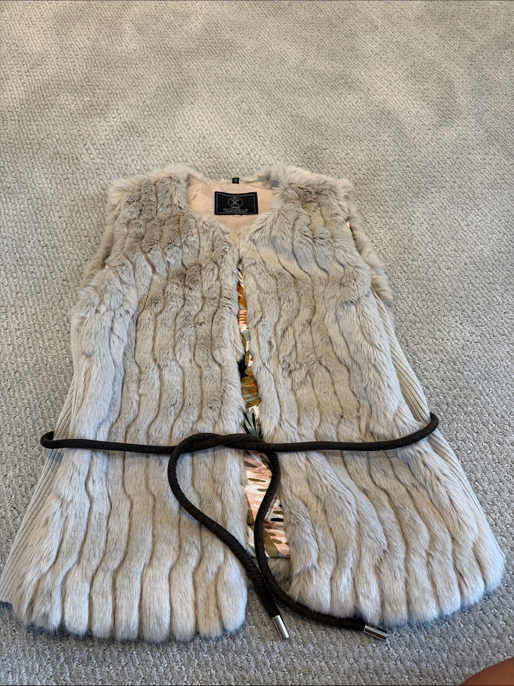 Women’s Rino & Pelle Cream Faux Fur Vest with Removable Brown Belt